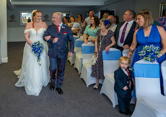 barry & leanne-4474-Enhanced-NR