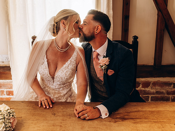 Mark & Vicky (136)