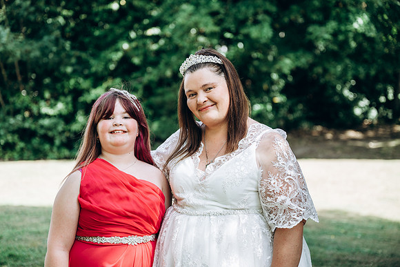 Pauline & Holly (171)