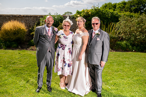 Mark & Sharon (169)