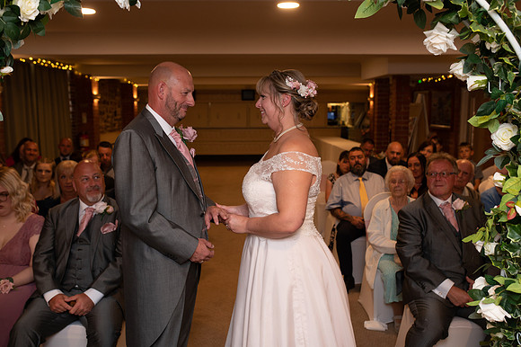 Mark & Sharon (118)