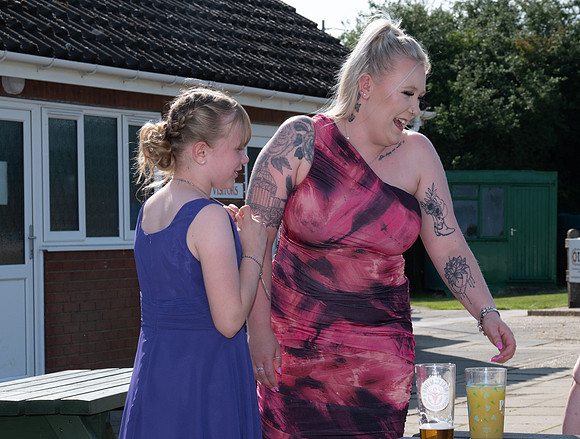 Sally & Michelle (164)