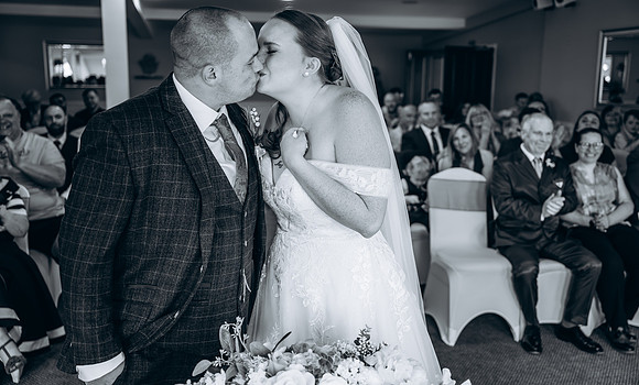 barry & leanne-4510-Enhanced-NR
