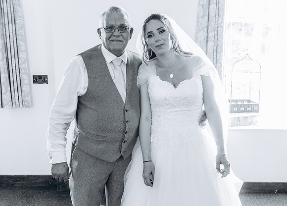 Chris & Kerri (159 of 697)-2