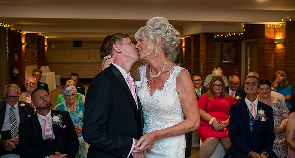 Kevin & Lisa (99)