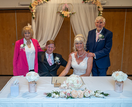 Kevin & Lisa (108)