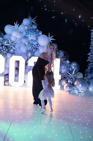 NYE (104)