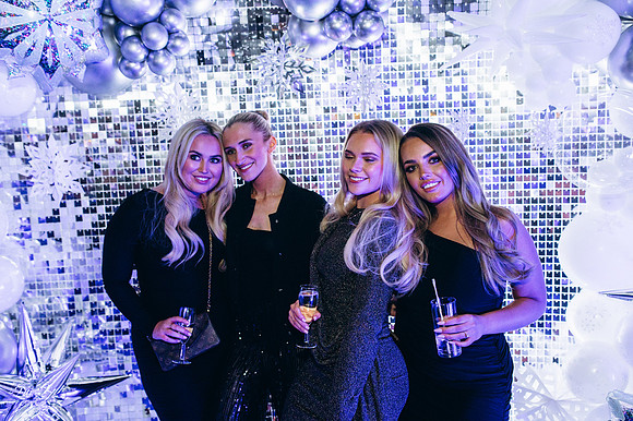 NYE (149)