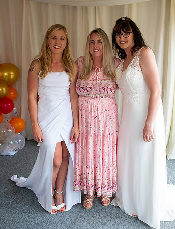 Megan & Hannah (93)