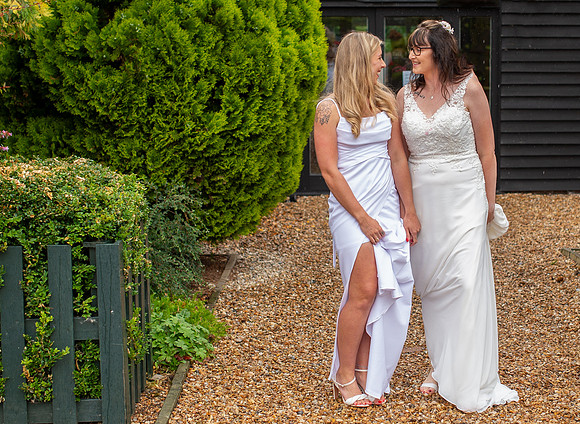 Megan & Hannah (99)