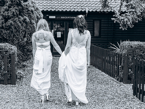 Megan & Hannah (101)