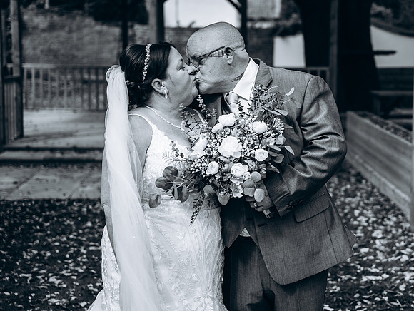 Andy & Sarah (140)
